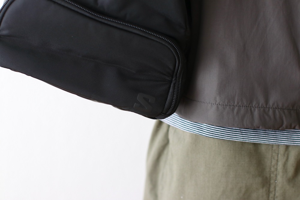 ��1.29 0:00 Release��SALOMON(�������) "EXTENDED TOTEBAG BLACK"