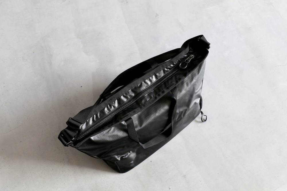 ��1.29 0:00 Release��SALOMON(�������) "EXTENDED TOTEBAG BLACK"