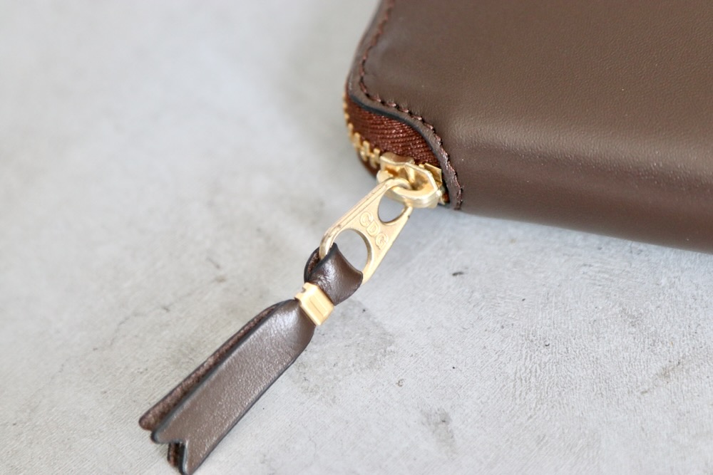 κ١Wallet COMME des GARCONS (å ǥ륽) "ޤZIP - CLASSIC LEATHER LINE 8Z-D002-051"