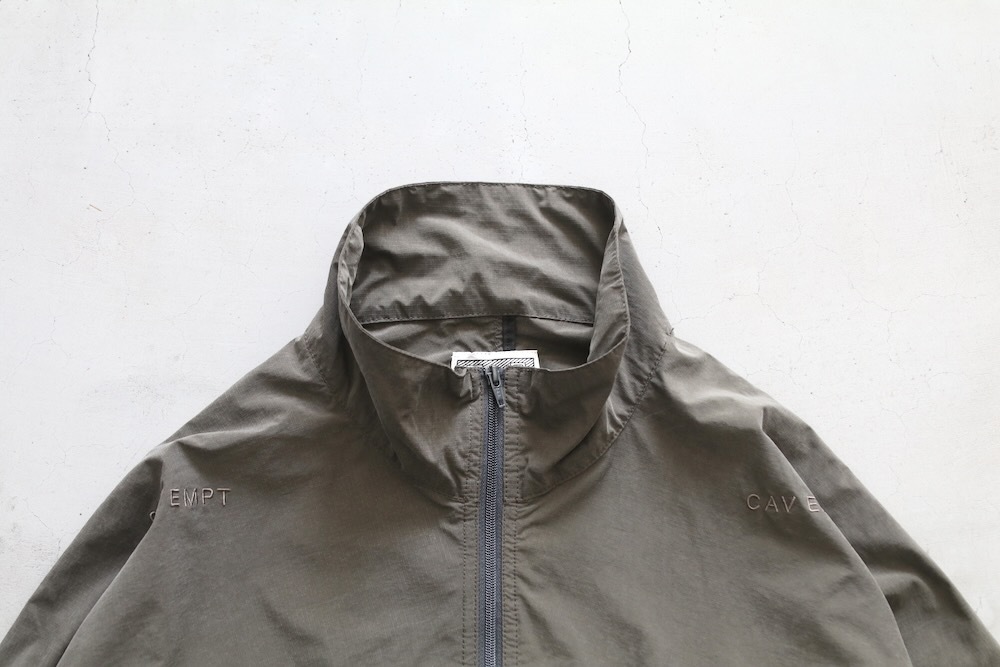 C.E(��������) "LIGHT RIP STOP ZIP JACKET"