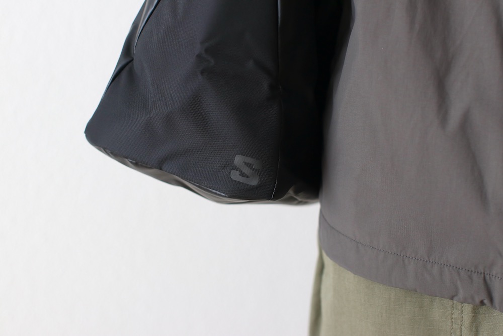 SALOMON(�������) "EXTENDED TOTEBAG SMALL BLACK"
