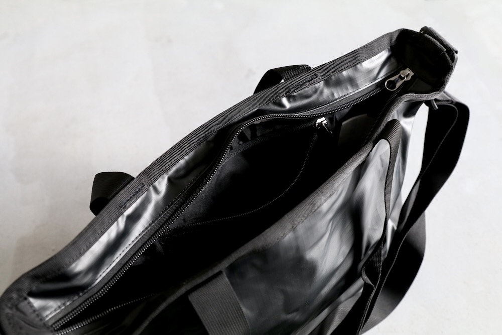 SALOMON(�������) "EXTENDED TOTEBAG SMALL BLACK"