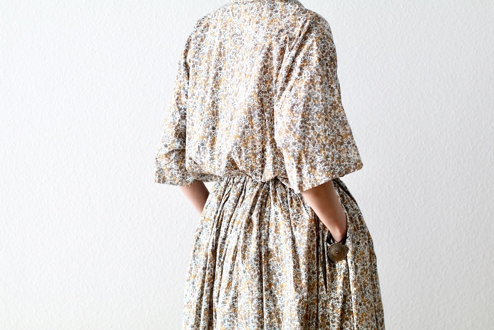 ��WOMEN'S��TOUJOURS�ʥȥ����塼�ˡ�Short Sleeve Classic Gathered Dress -LIBERTY BERRY FLOWER PRINT COTTON CLOTH-��