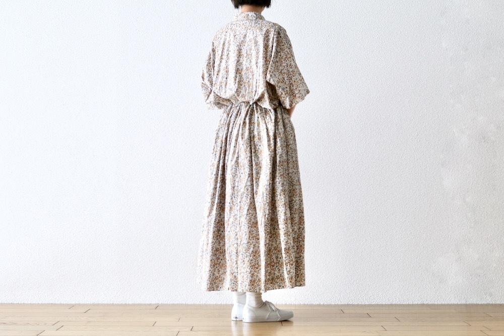 ��WOMEN'S��TOUJOURS�ʥȥ����塼�ˡ�Short Sleeve Classic Gathered Dress -LIBERTY BERRY FLOWER PRINT COTTON CLOTH-��