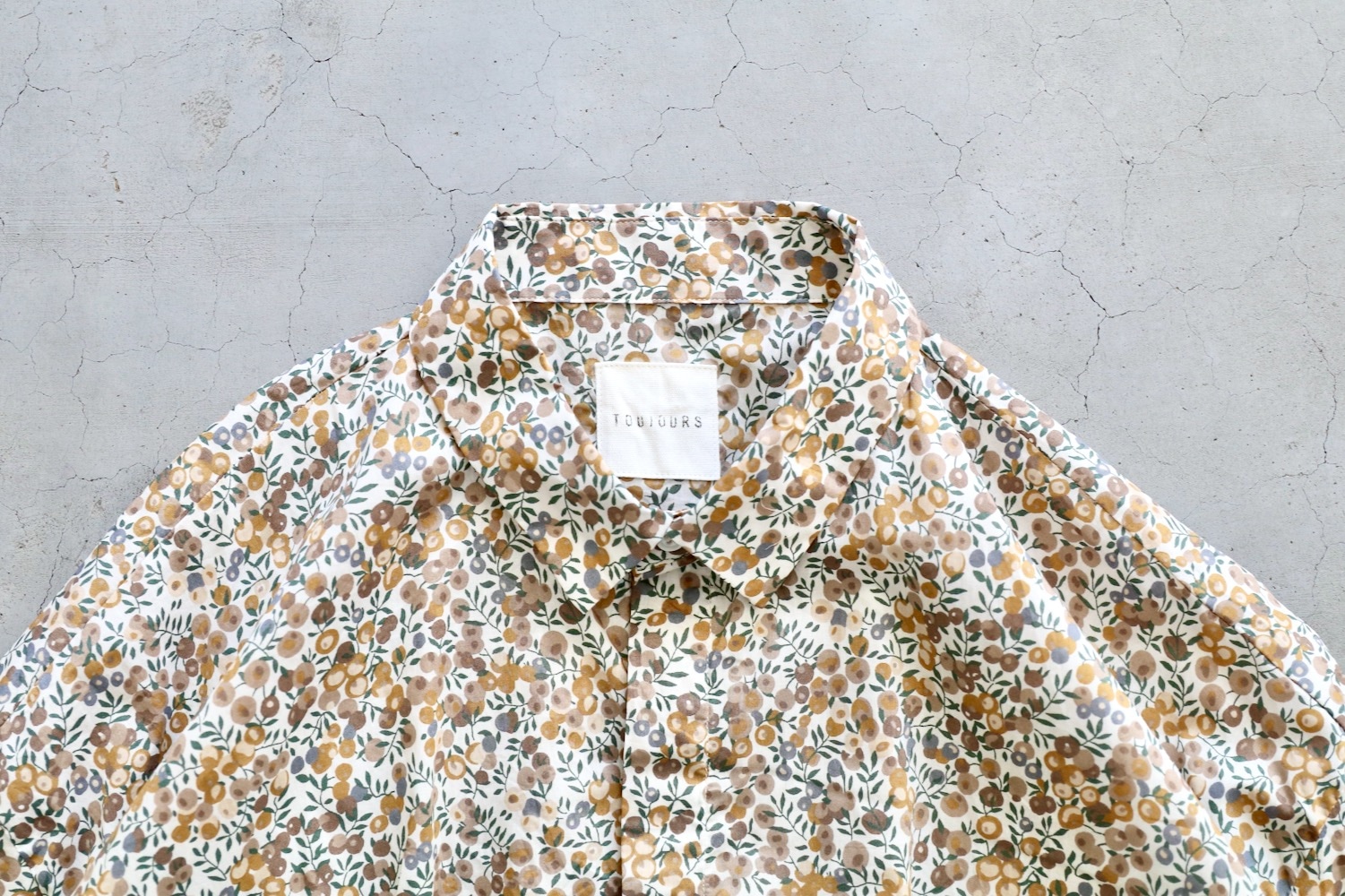 ��WOMEN'S��TOUJOURS�ʥȥ����塼�ˡ�Short Sleeve Classic Gathered Dress -LIBERTY BERRY FLOWER PRINT COTTON CLOTH-��