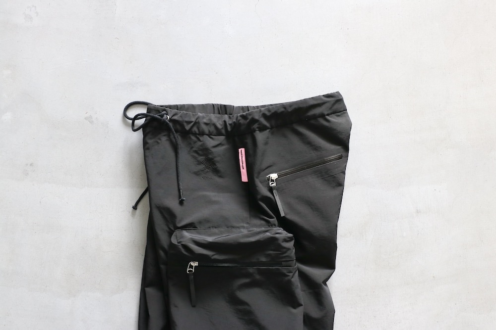 限定 OAMC × Goldwin ショーツ 黒 4 limited】 GOLDWIN × OAMC (ゴールドウィン × オーエーエムシー