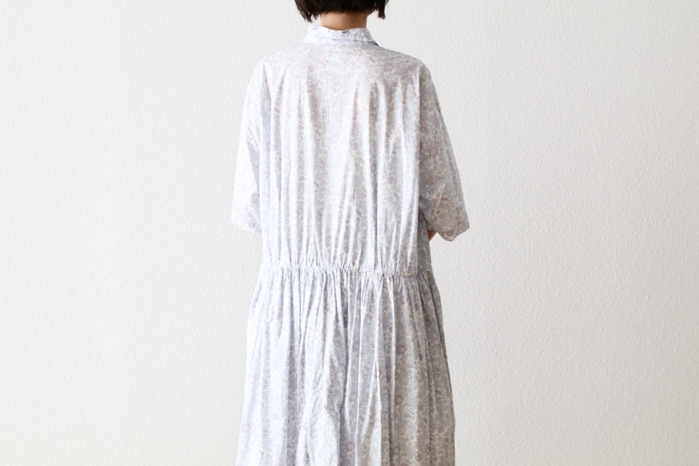 ��WOMEN'S��TOUJOURS�ʥȥ����塼�ˡ�Short Sleeve Classic Gathered Dress -LIBERTY GRAY FLOWER PRINT COTTON CLOTH-��