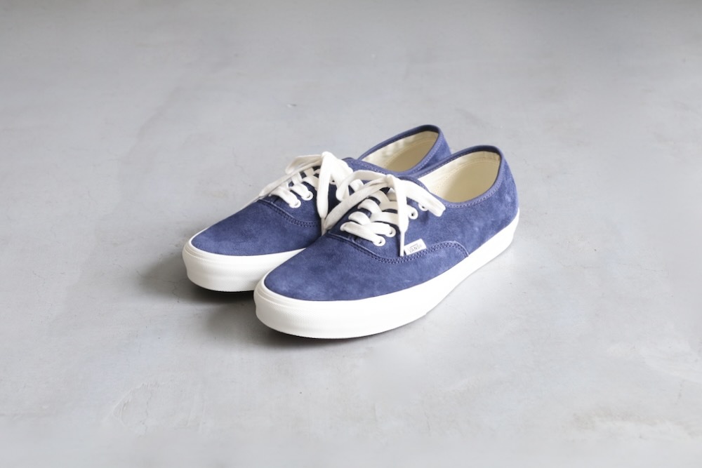 unisexVANS() "Authentic Pig Suede"