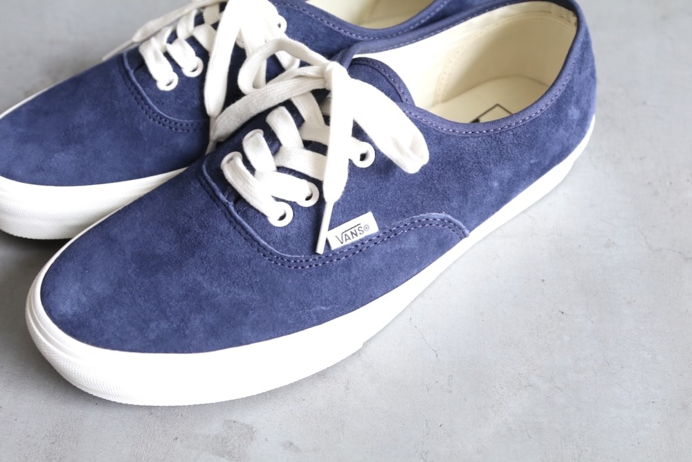 unisexVANS() "Authentic Pig Suede"