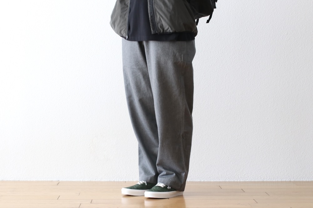 unisexVANS() "Authentic Pig Suede"