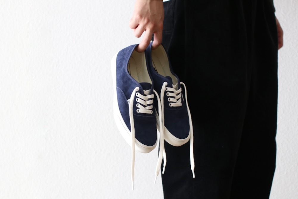 unisexVANS() "Authentic Pig Suede"