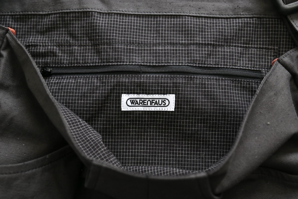 WARENFAUS (ワーレンファウス) 