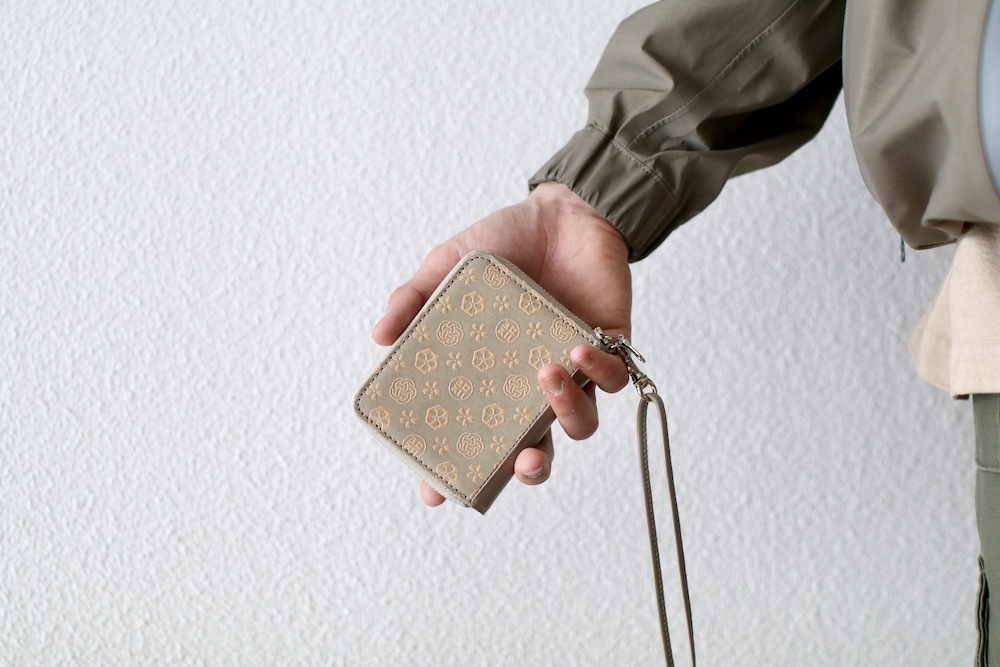 yorozu() "å-ƥΥҥ-"