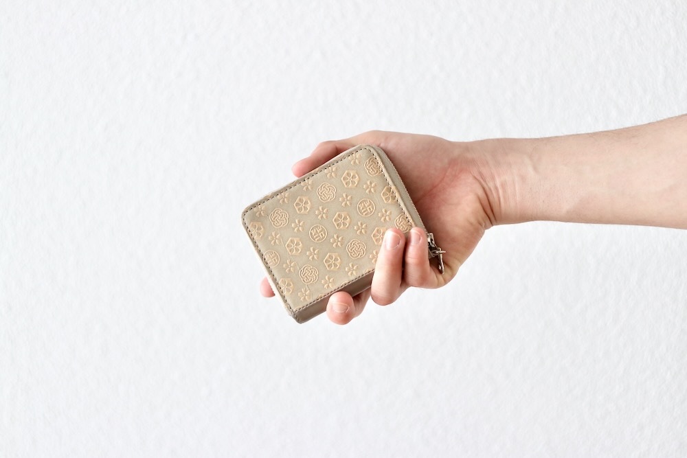 yorozu() "å-ƥΥҥ-"