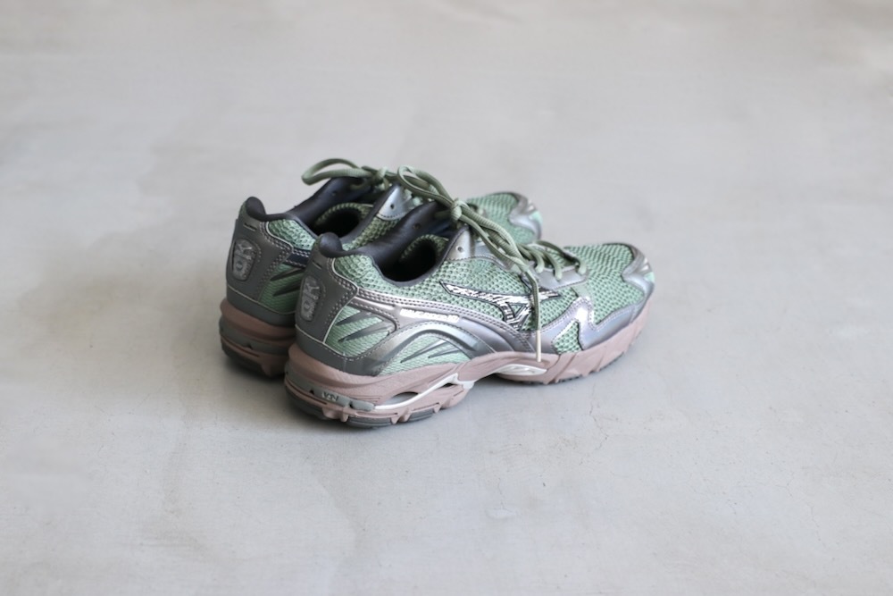 MIZUNO (ߥ) "WAVERIDER10"