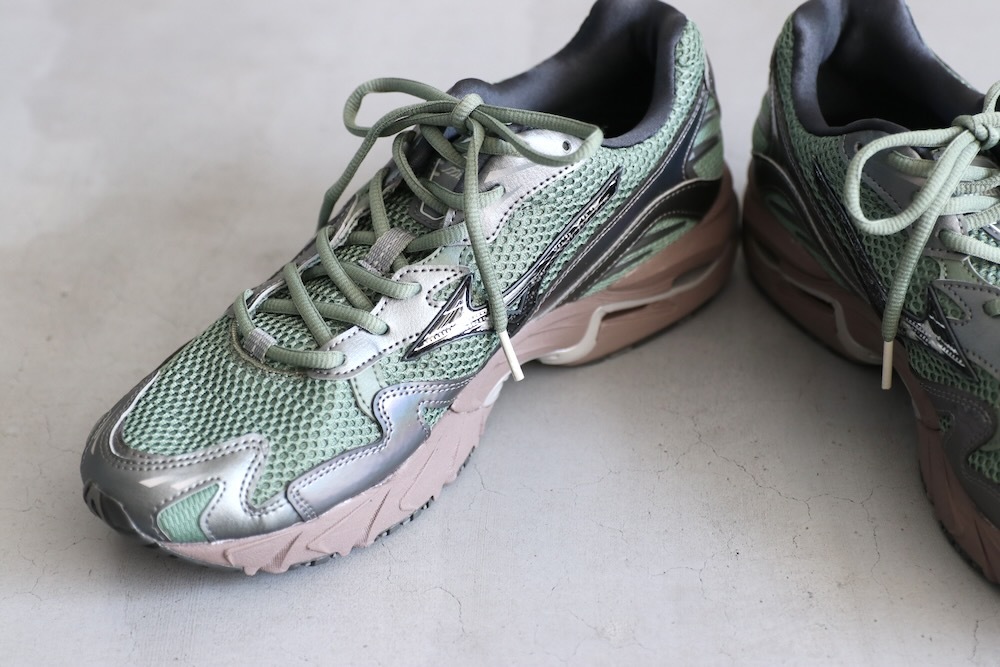 MIZUNO (ߥ) "WAVERIDER10"