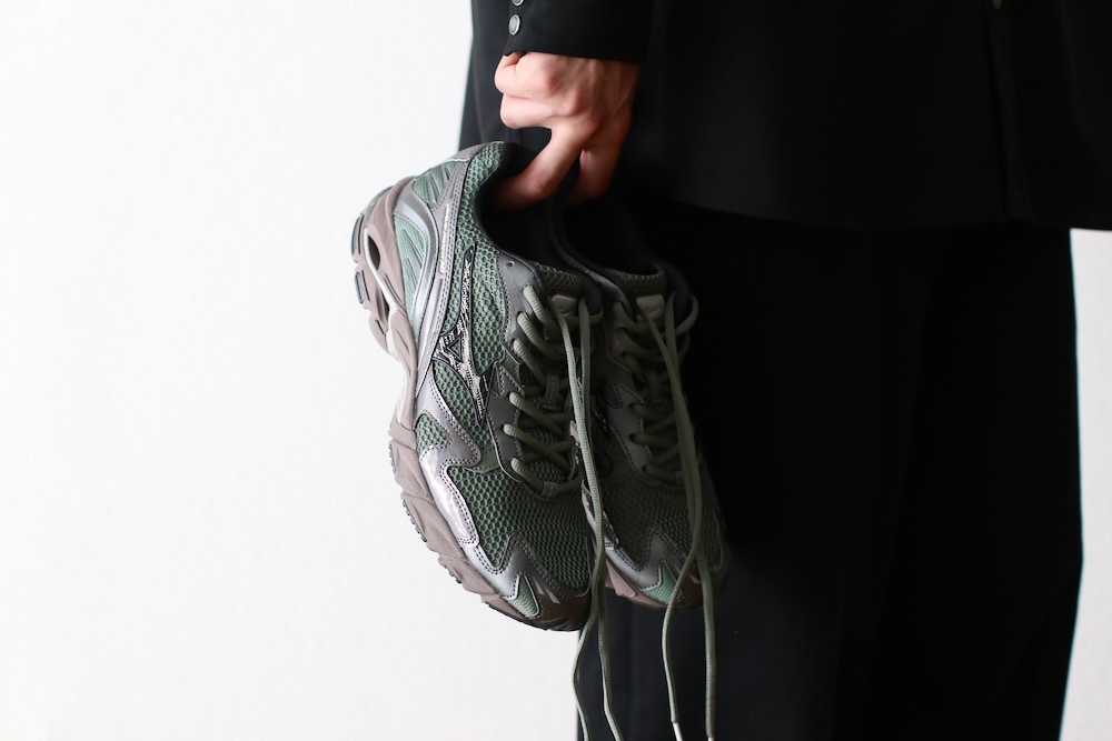 MIZUNO (ߥ) "WAVERIDER10"