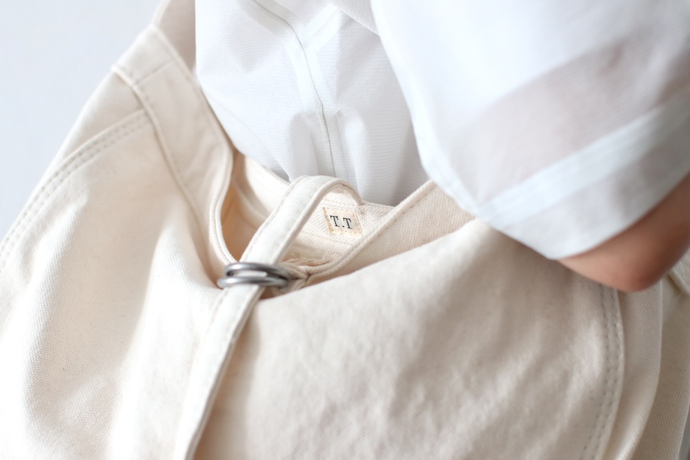 Taiga Takahashi / T.T(������ �����ϥ� / �ƥ������ƥ���) "Lot.018 Newsboy Bag Small"