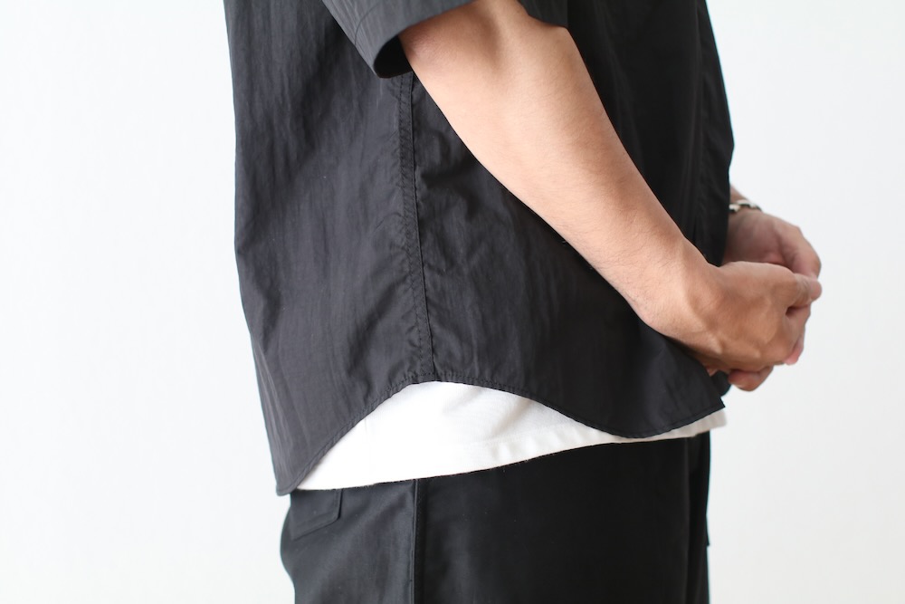 COMME des GARCONS HOMME(���� �� ����륽�󡦥���) "�ʥ����󥿥å��� S/S����� HQ-B021-051"