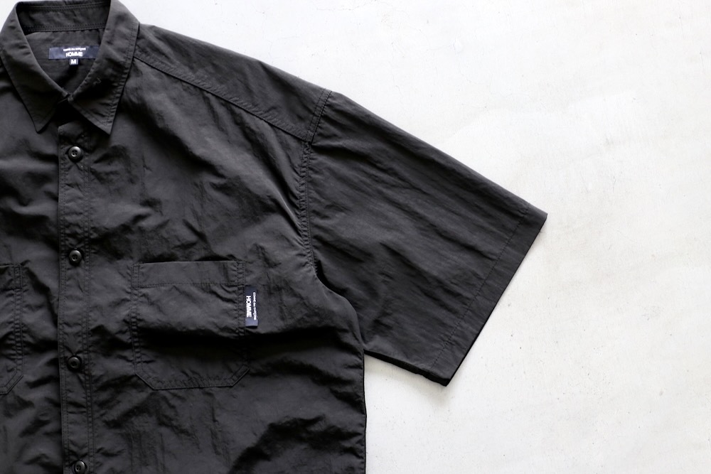 COMME des GARCONS HOMME(���� �� ����륽�󡦥���) "�ʥ����󥿥å��� S/S����� HQ-B021-051"