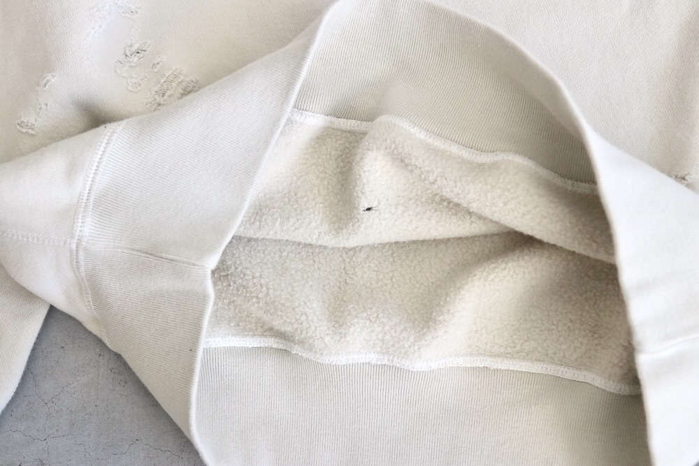 limitedBAL  RUSSELL ATHLETIC(Х  å å) "BAL / RUSSELL DISTRESSED ATHLETIC HEAVY COTTON CREW"