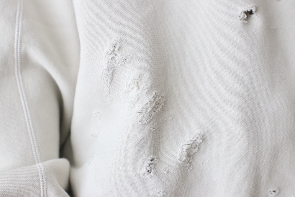 limitedBAL  RUSSELL ATHLETIC(Х  å å) "BAL / RUSSELL DISTRESSED ATHLETIC HEAVY COTTON CREW"