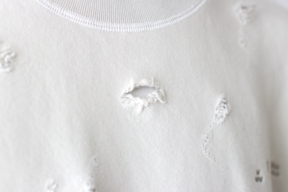 limitedBAL  RUSSELL ATHLETIC(Х  å å) "BAL / RUSSELL DISTRESSED ATHLETIC HEAVY COTTON CREW"