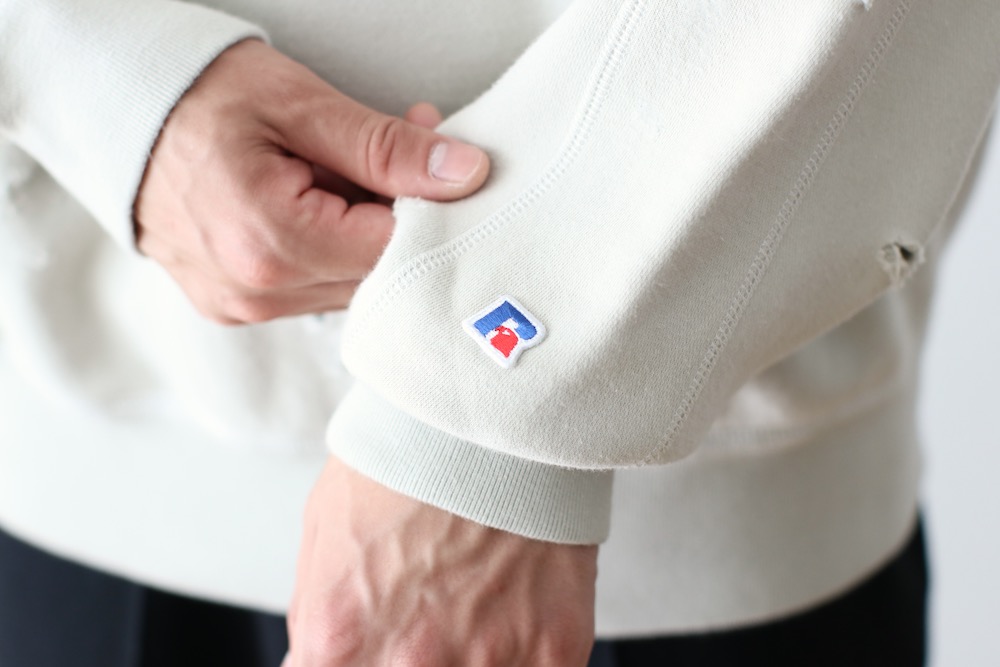 limitedBAL  RUSSELL ATHLETIC(Х  å å) "BAL / RUSSELL DISTRESSED ATHLETIC HEAVY COTTON CREW"