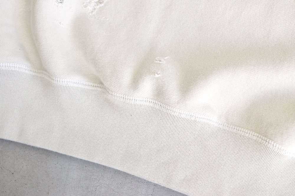 limitedBAL  RUSSELL ATHLETIC(Х  å å) "BAL / RUSSELL DISTRESSED ATHLETIC HEAVY COTTON CREW"