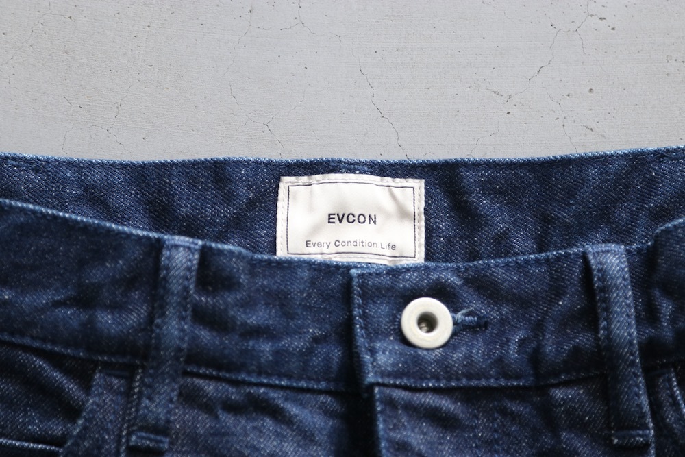 EVCON(���ӥ���) "1TUCK BAGGY DENIM"