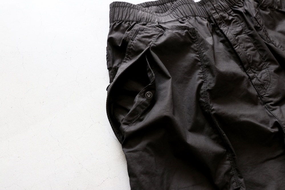 STONE ISLAND(���ȡ��󥢥����� ) "BERMUDA COMFORT SHORTS"