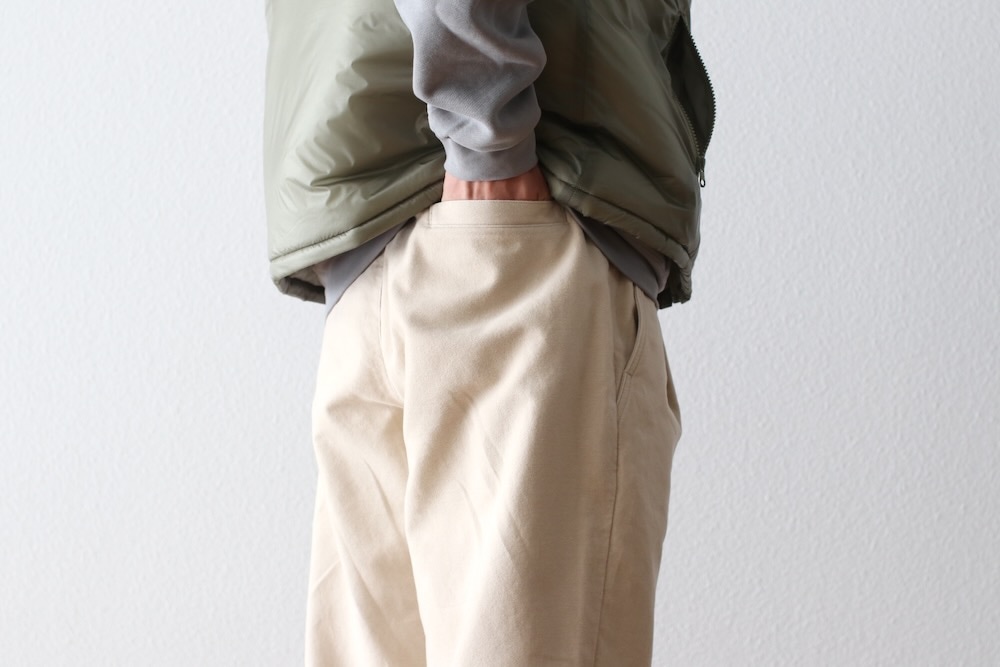C.E(��������) "BRUSHED SOFT COTTON ONE TUCK PANTS"