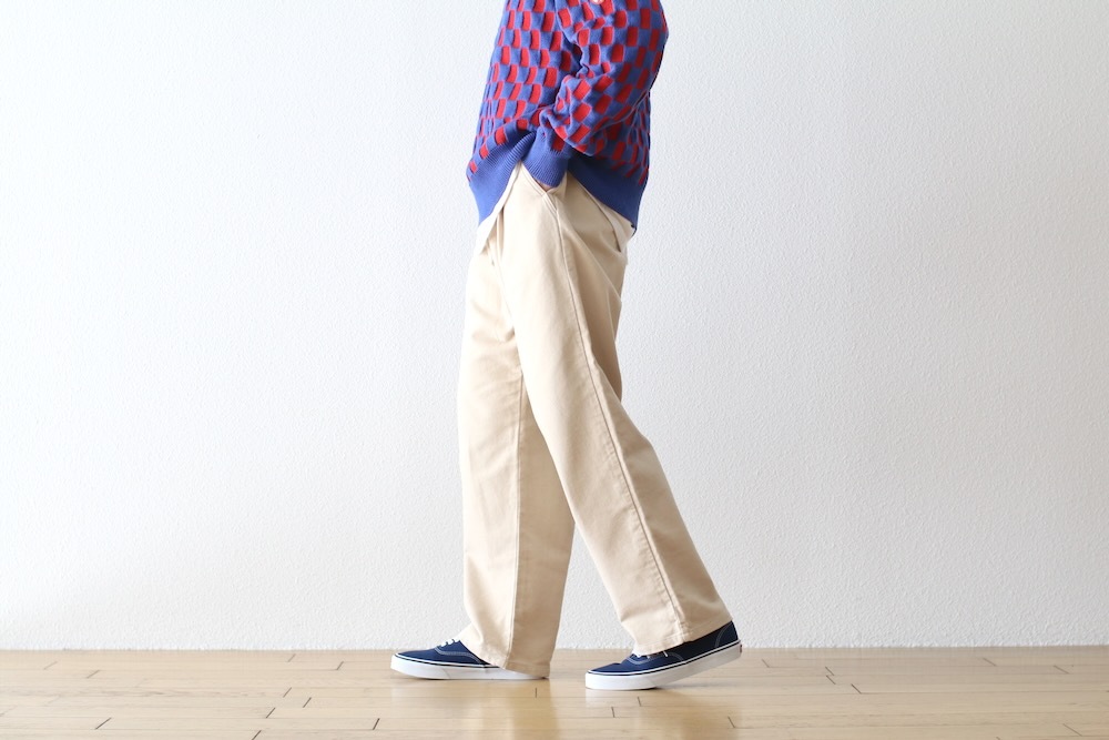 C.E(��������) "BRUSHED SOFT COTTON ONE TUCK PANTS"