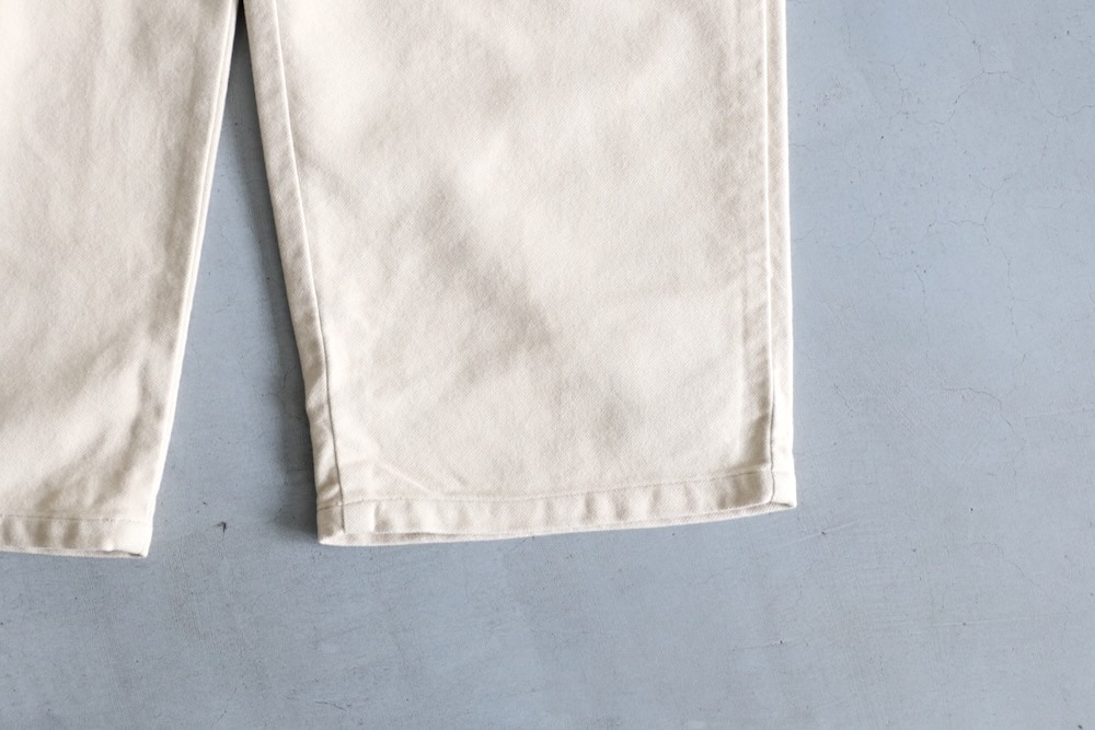 C.E(��������) "BRUSHED SOFT COTTON ONE TUCK PANTS"