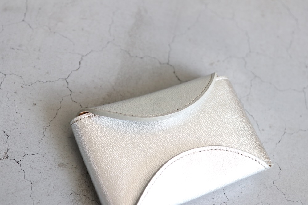 i ro se () "FOLD 2F CARD CASE"