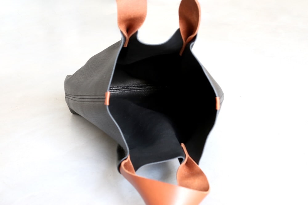 HenderScheme (���������������) "piano bag"