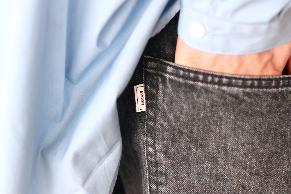 EVCON(���ӥ���) "1 TUCK BAGGY DENIM BIO"