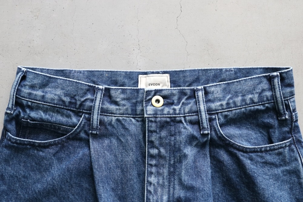 EVCON(���ӥ���) "1 TUCK BAGGY DENIM BIO"