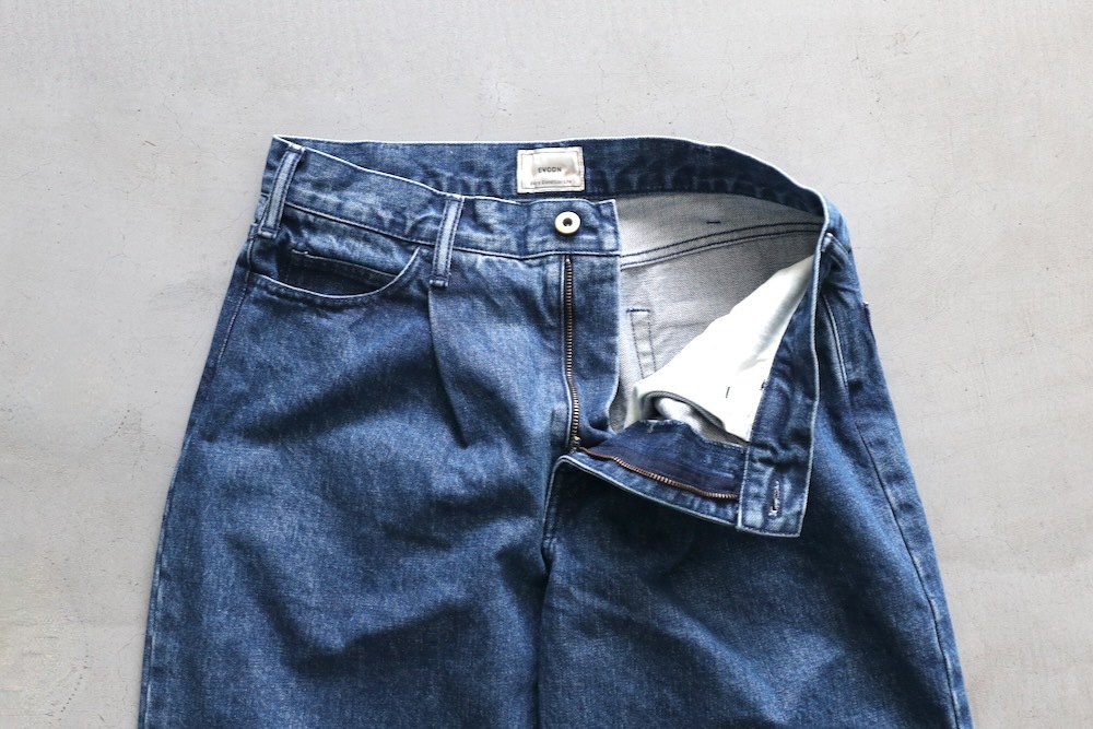 EVCON(���ӥ���) "1 TUCK BAGGY DENIM BIO"