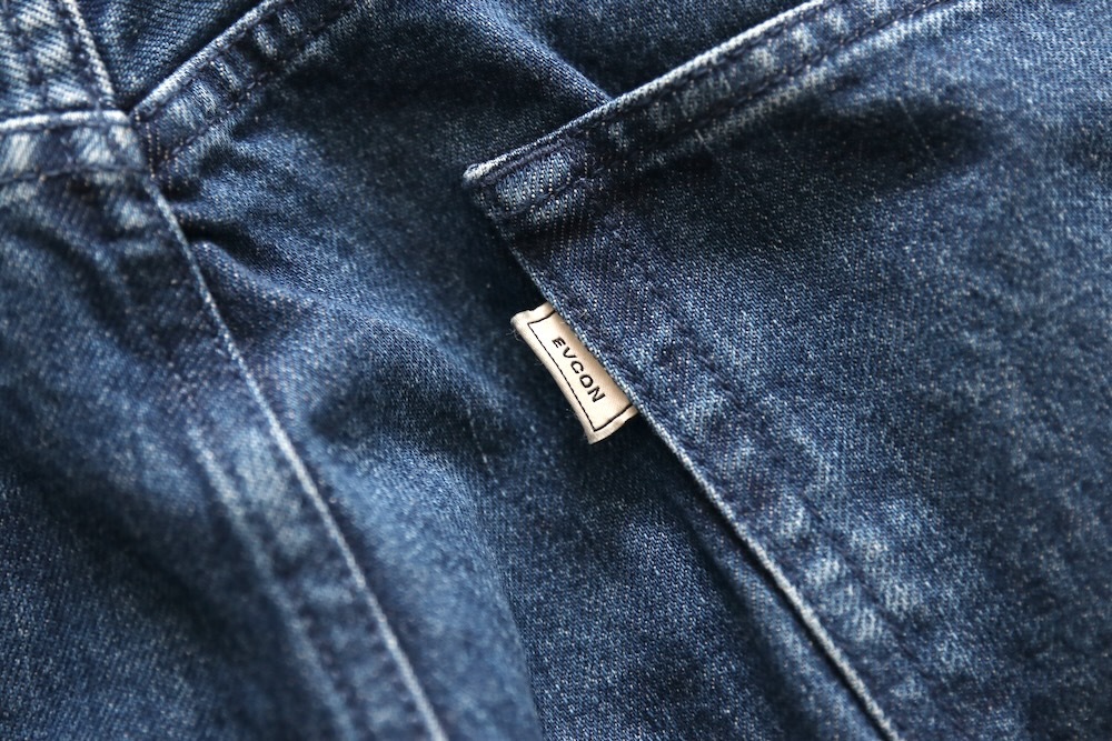 EVCON(���ӥ���) "1 TUCK BAGGY DENIM BIO"