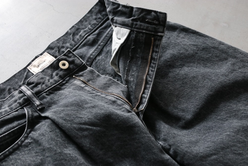 EVCON(���ӥ���) "1 TUCK BAGGY DENIM BIO"