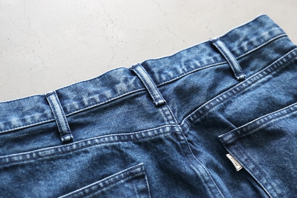 EVCON(���ӥ���) "1 TUCK BAGGY DENIM BIO"