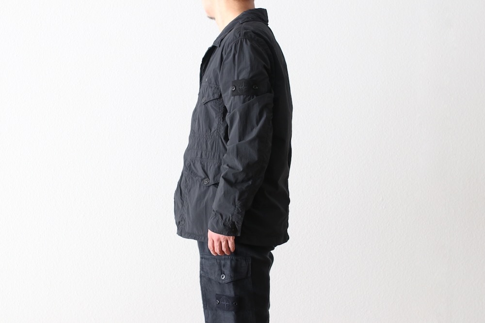 STONE ISLAND(ȡ󥢥 ) "STONE ISLAND GHOST PIECE - NYLON SMERIGLIATO JACKET"