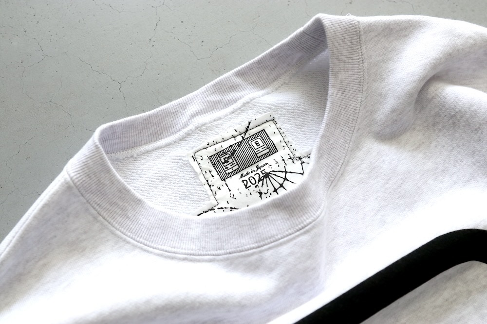 C.E(��������) "MD 00-38 CREW NECK"