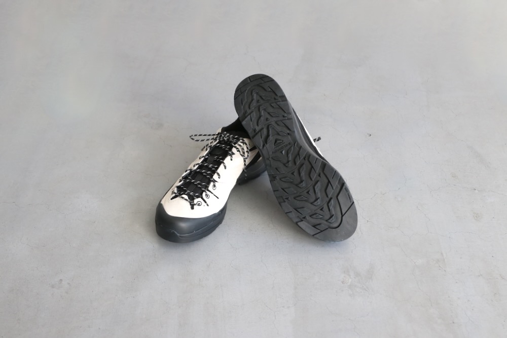 SALOMON(�������) "X-ALP LTR Black/Vanilla Ice/Rainy Day"