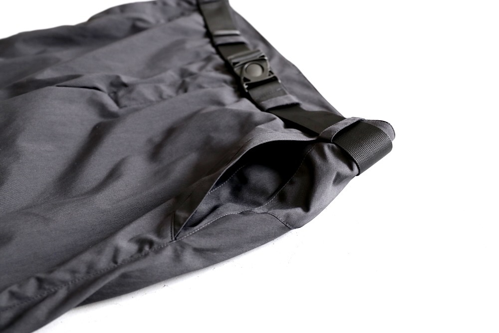 Poutnik The Urban Traveler by Tilak(�ݡ��ȥ˥å�) "Monk Alpha Pants"