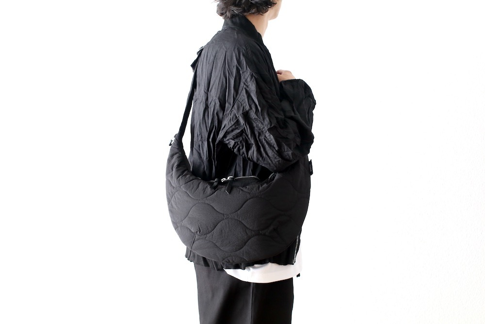COMME des GARCONS HOMME(���� �� ����륽�󡦥���) "�ʥ������åץ��ȥåץ���ƥ��󥰥��������Хå� HR-K205-051"