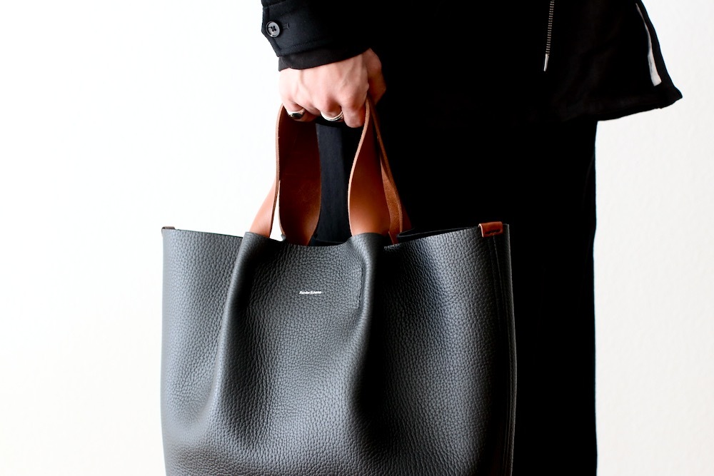 HenderScheme (���������������) "piano bag medium"