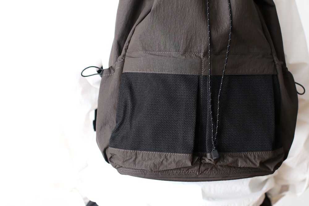 WARENFAUS ワーレンファウス　リュック　バッグ　Grid black 18115a4f8f718a8c684cfde90c35c0