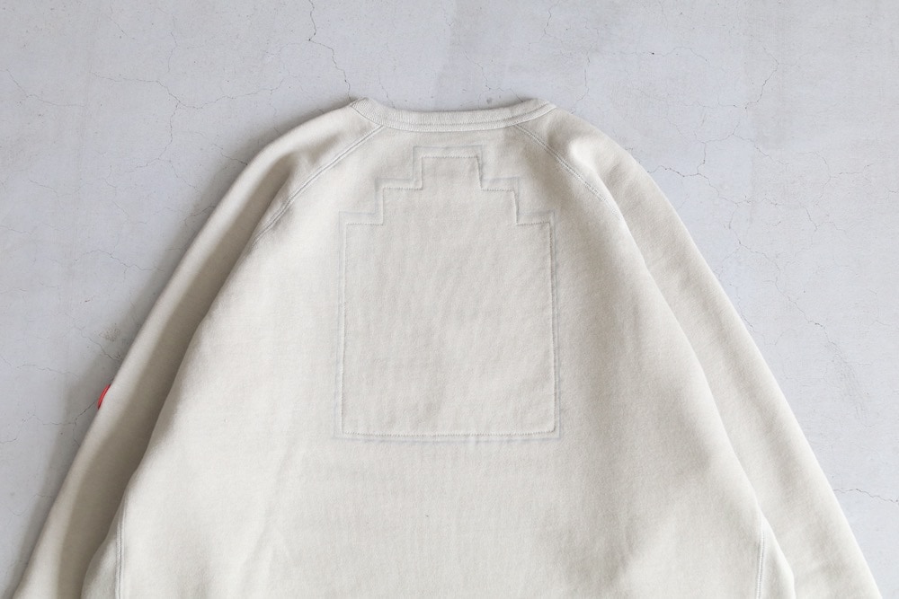 C.E(��������) "HALF PANEL RIB CREW NECK"